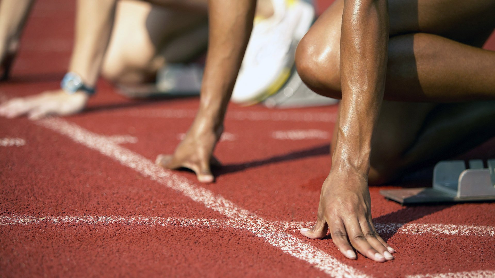 弗朗索瓦·斯图尔特：南非队的关键防守型中场，搅乱对手进攻节奏